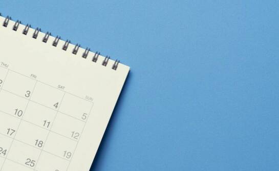 Proces zamawiania tanich kalendarzy firmowych krok po kroku