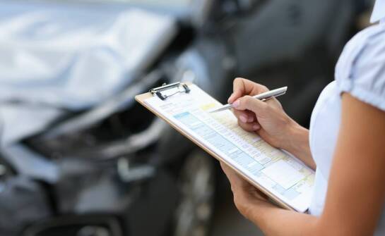 Jakie są kluczowe etapy weryfikacji historii pojazdów importowanych z Ameryki?