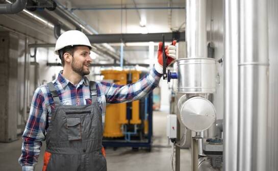 Instalacje ciśnieniowe UDT: kluczowe aspekty projektowania