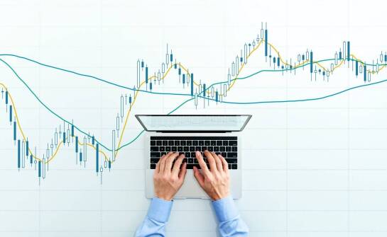 Jakie są najczęstsze mity dotyczące kursu surowców i ich obalanie