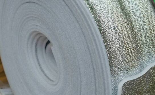 Zastosowanie mikrogumy 1mm w izolacji termicznej – co warto wiedzieć?