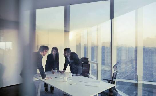 Specjalistyczne wsparcie merytoryczne dla inwestorów – oferta składu