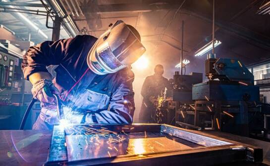 Jakie umiejętności powinni posiadać specjaliści od spawania aluminium?