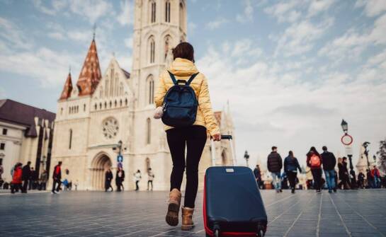 Ubezpieczenie turystyczne – jak zapewniamy bezpieczeństwo podczas wyprawy do Czech?