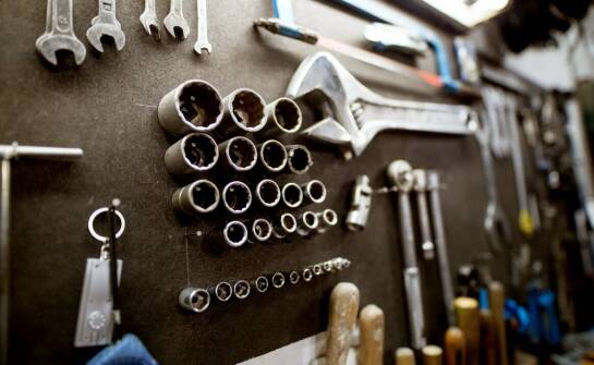 Jakie akcesoria oferuje motorek sklep dla miłośników jednośladów?