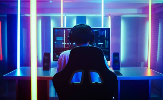 Asus Vivobook a gry online - czy to dobry wybór dla gracza?