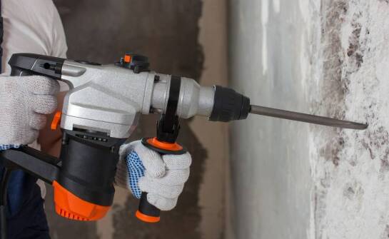 Wiercenie w żelbetonie: jak dobór narzędzi wpływa na koszty?