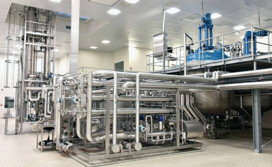 Zastosowanie zmiękczaczy wody w przemyśle farmaceutycznym – dlaczego jest to niezbędne?