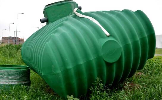 Jakie są korzyści ekologiczne wynikające z prawidłowego uszczelnienia zbiornika