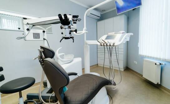 Stomatologia estetyczna w klinice na al. Warszawskiej – co warto wiedzieć?