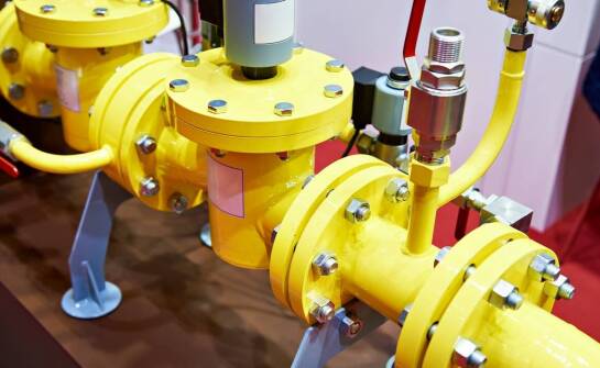 Jak siłownik pneumatyczny kompaktowy optymalizuje przestrzeń w maszynach?