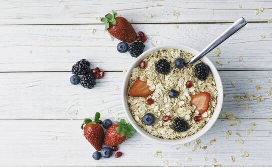 Dlaczego płatki zbożowe bez sztucznych dodatków są lepszym wyborem?
