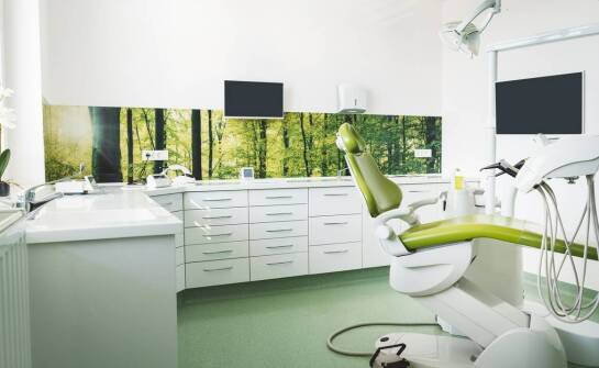 Profilaktyka stomatologiczna - jakie zabiegi oferujemy dla utrzymania zdrowej jamy ustnej?