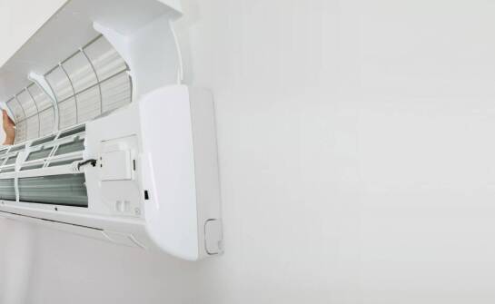 Innowacyjne funkcje dostępne w systemach klimatyzacji z montażem