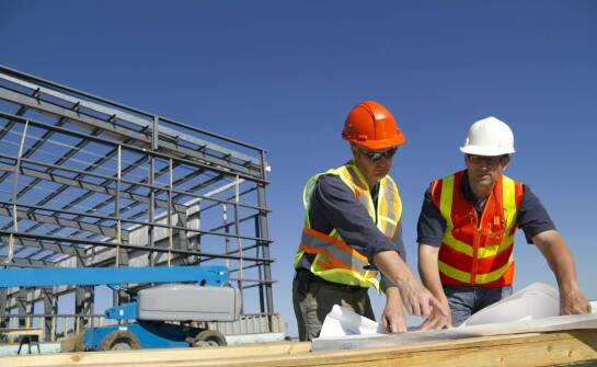 Rola doświadczenia zespołu budowlanego przy realizacji projektu w Piasecznie