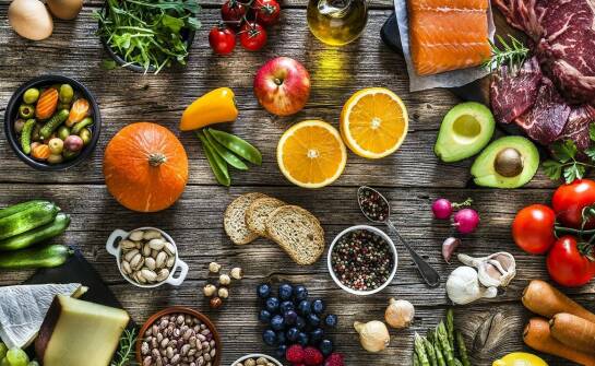 Jakie są różnice między standardowymi a spersonalizowanymi planami dietetycznymi w diecie szczecin?