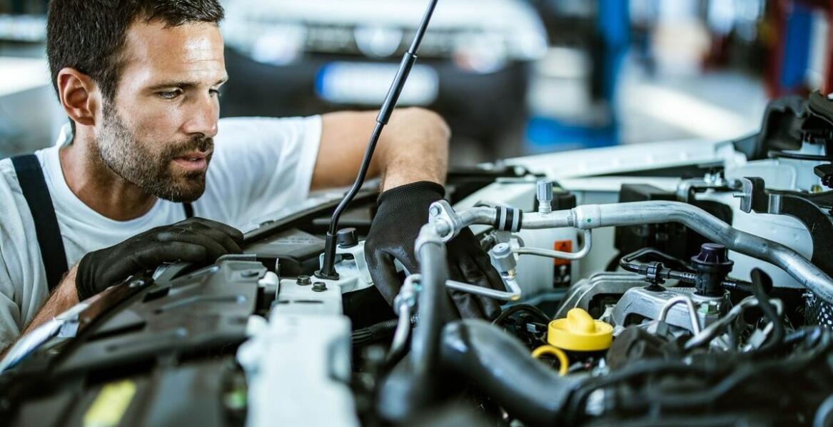 Kluczowe zalety montażu oryginalnych części zamiennych w Ford F-Max