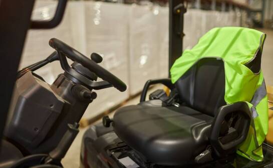 Rola egzaminu UDT po ukończeniu kursu na wózek widłowy