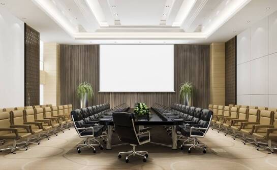 Organizacja spotkań biznesowych nad Bałtykiem – korzyści wynikające z wyboru hotelu z salą konferencyjną