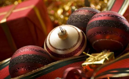 Rola opakowań do ozdób świątecznych w ochronie i prezentacji produktów