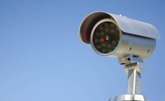 Jakie czynniki wpływają na wybór zewnętrznego systemu alarmowego?