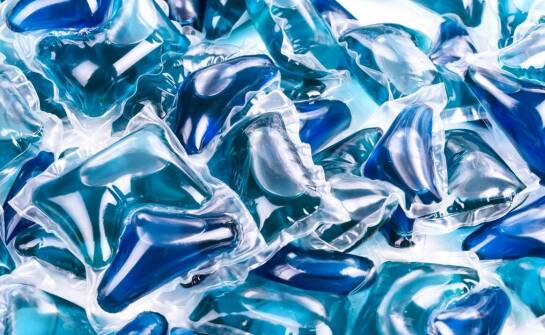 Jakie są zalety zakupu kapsułek do prania w większych ilościach?