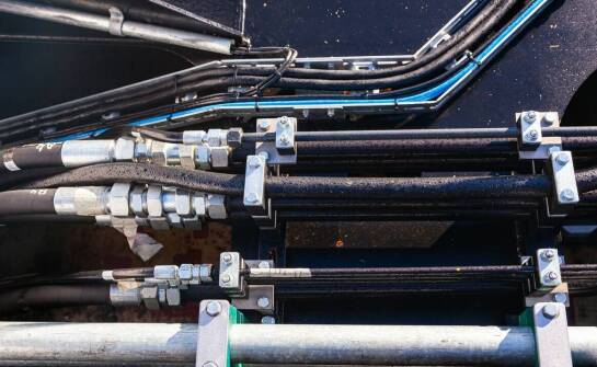 Siłowniki dwustronnego działania – nowoczesne rozwiązania dla rolnictwa