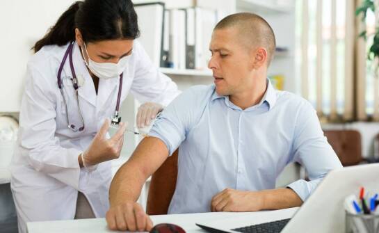 Poradnik dla podróżników: jak unikać chorób tropikalnych?