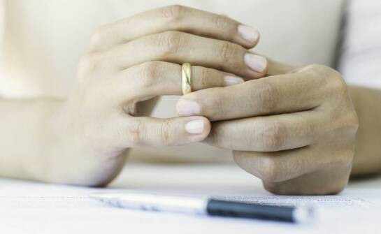 Jakie dokumenty są niezbędne do sporządzenia umowy majątkowej małżeńskiej?