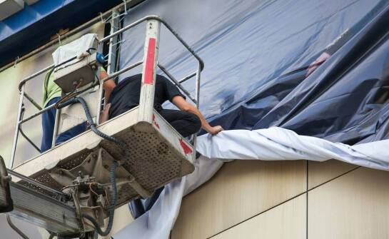 Wpływ folii budowlanych na wydajność prac remontowych