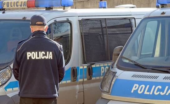 Mundury policyjne a ich wpływ na postrzeganie służb w społeczeństwie