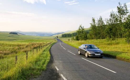 Kurs doszkalający dla kierowców kat B: Jak uniknąć zmęczenia podczas długiej jazdy po autostradzie?