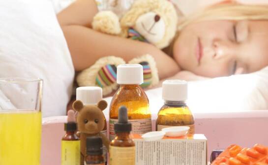 Różnorodność leków przeciwgorączkowych dla dzieci – przegląd dostępnych opcji