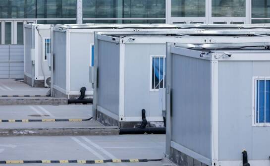 Przewodnik po wynajmie lawet w Toruniu – jakie formalności musisz spełnić?