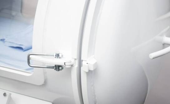 W jaki sposób tlenoterapia hiperbaryczna zmniejsza ryzyko kontuzji?