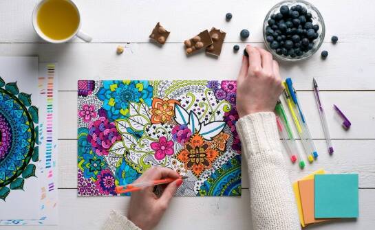 Kolorowanki walentynkowe do druku jako wsparcie w nauce przez zabawę