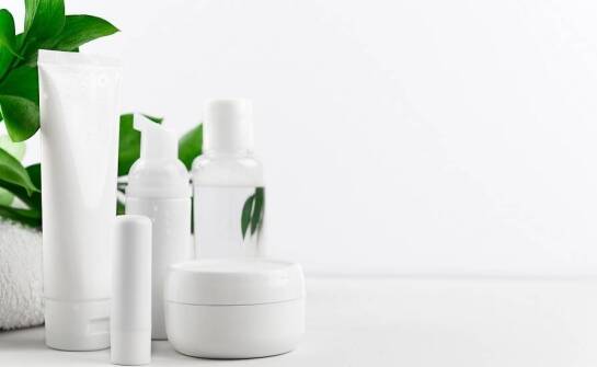 Kosmetyki dla osób leżących – innowacyjne formuły na miarę potrzeb