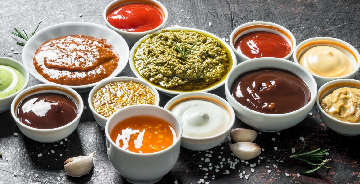 Dlaczego warto inwestować w rozwój nowych smaków sosów dla gastronomii?