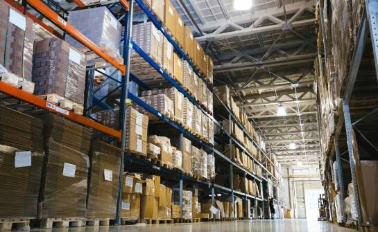 Korzyści wynikające z wyboru profesjonalnej hurtowni środków chemicznych dla przemysłu farmaceutycznego