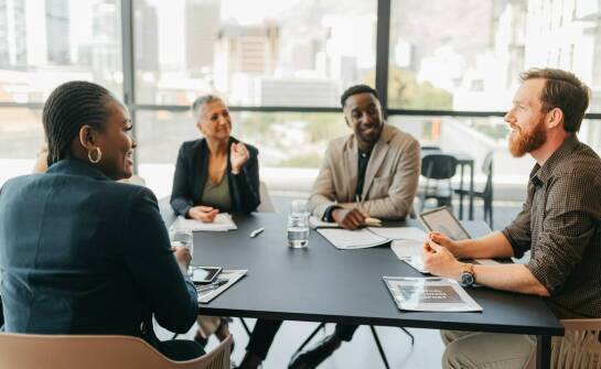Jakie są zalety studiowania prawa na poziomie magisterskim?