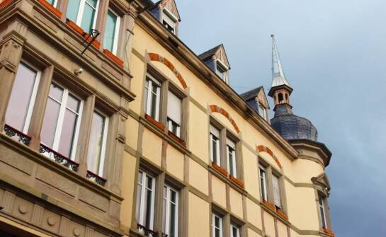 Najlepsze praktyki w konserwacji elewacji zewnętrznych