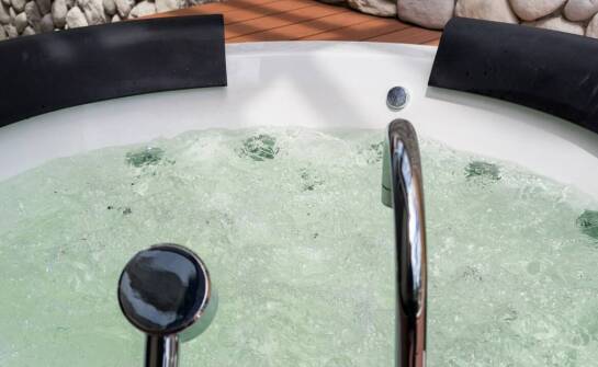 Worauf sollte man bei der Auswahl eines Whirlpool-Lieferanten aus Polen achten?