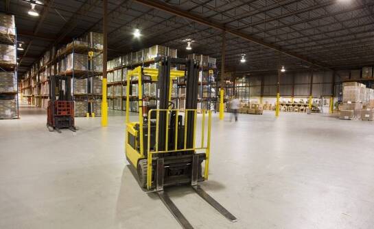 Najnowsze trendy w projektowaniu i montażu urządzeń transportowych