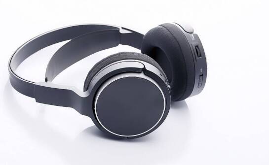 Jakie tanie słuchawki bezprzewodowe posiadają najlepszą jakość dźwięku?