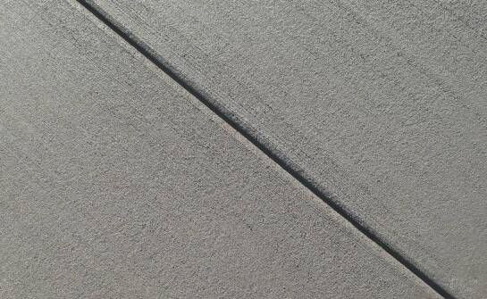 Porównanie różnych typów rusztów betonowych dla trzody chlewnej