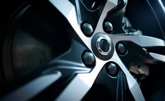 Akcesoria do Volvo: Foteliki dziecięce i boxy na hak