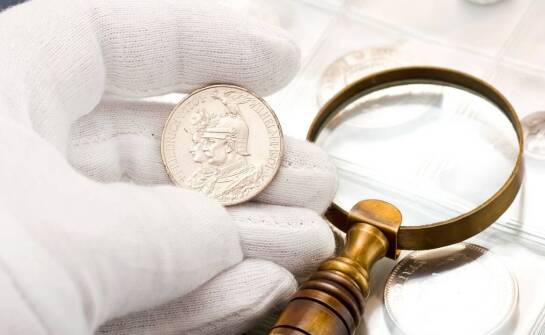 Jak przebiega proces skupu monet kolekcjonerskich w firmie numizmatycznej?