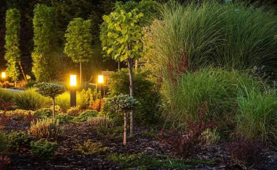 Projektowanie ogrodu podkarpacie – jak dobrać odpowiednie oświetlenie?