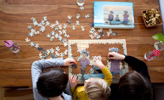 Jak dopasować liczbę elementów fotopuzzli do umiejętności układającego?