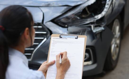 Jakie są najważniejsze wytyczne dotyczące przechowywania dokumentacji powypadkowej?